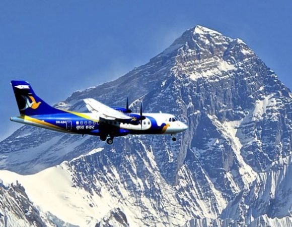 Everest Mountain Flight